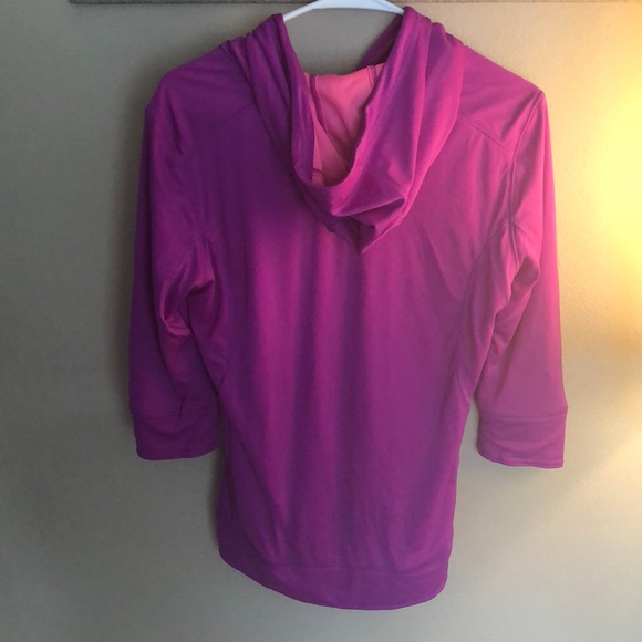 UA Offshore long sleeve hooded shirt - Picture 3 of 3